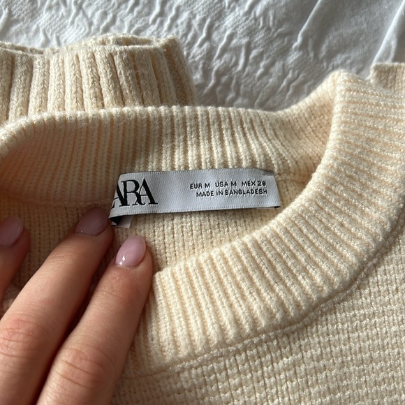 Striped cozy sweater ZARA - Picture 2 of 3